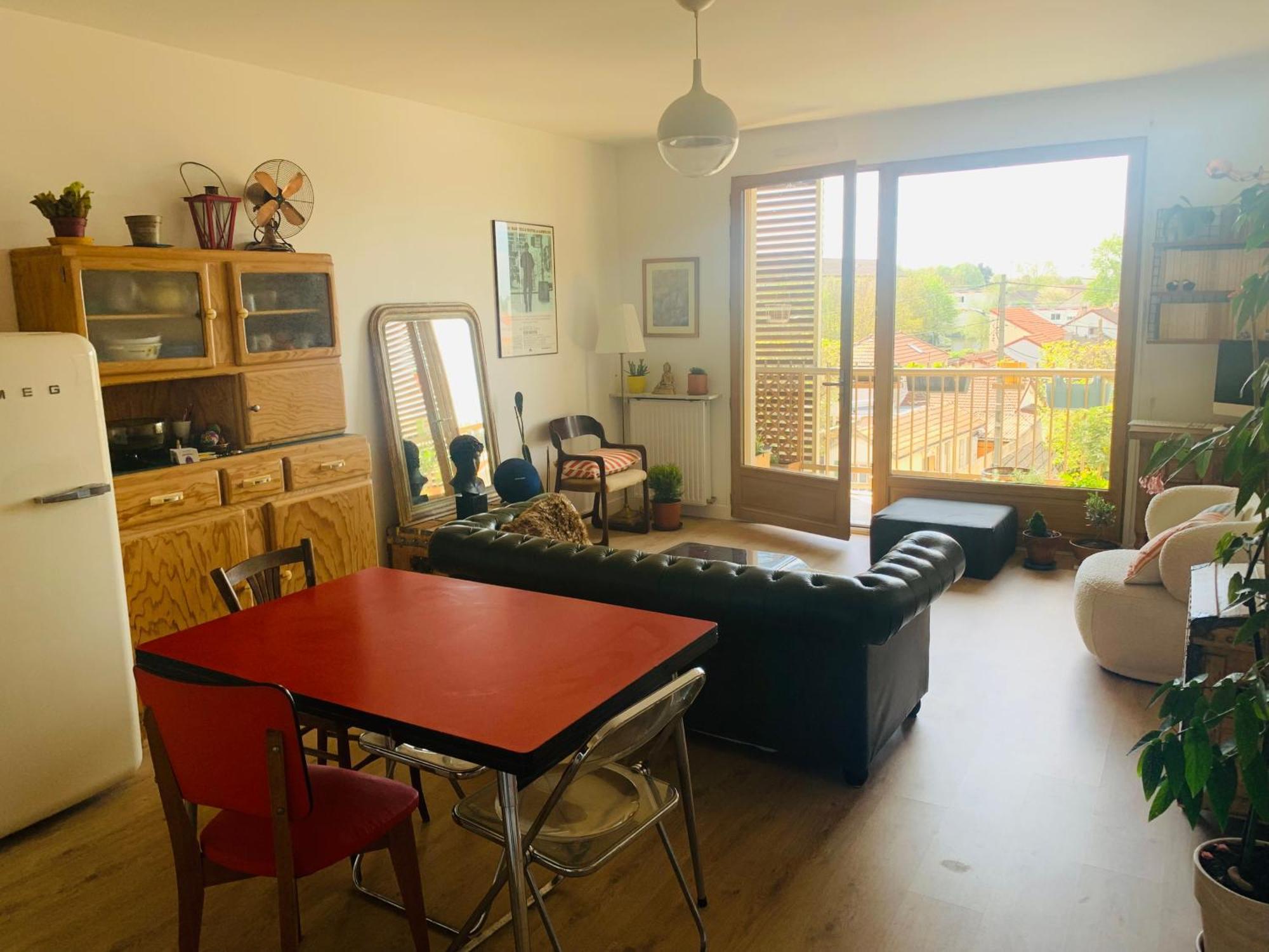 Appart 61 M2, Lumineux, Sans Vis A Vis, Balcon Montreuil  Exterior photo